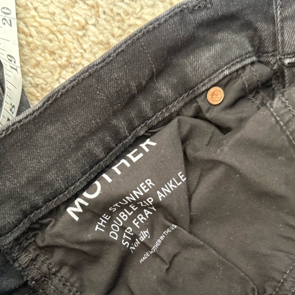 Mother The Stunner Double Zip Ankle Step Fray in Not Guilty - Picture 10 of 10